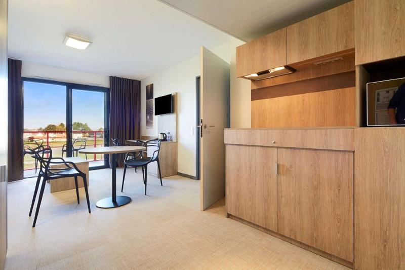 Kyriad Prestige Residence Cabourg Dives sur Mer - Oda