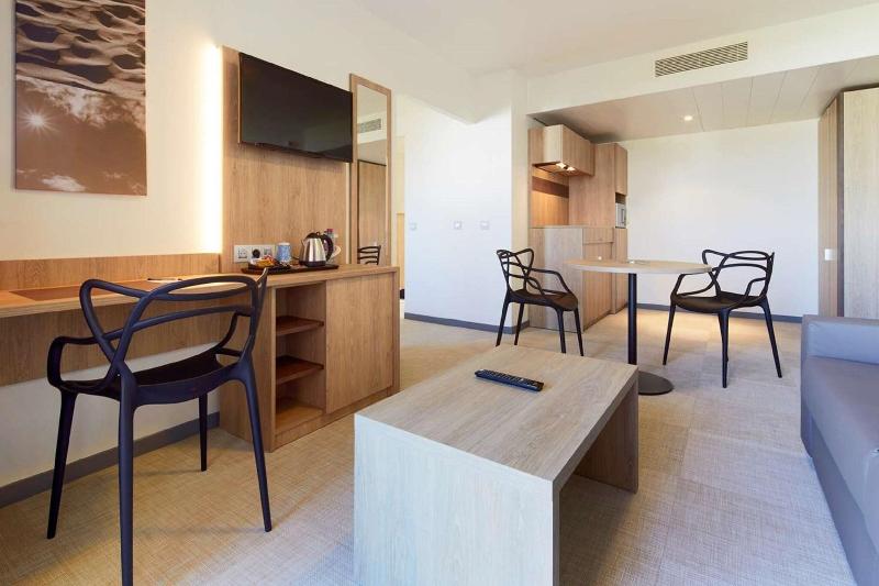 Kyriad Prestige Residence Cabourg Dives sur Mer - Oda