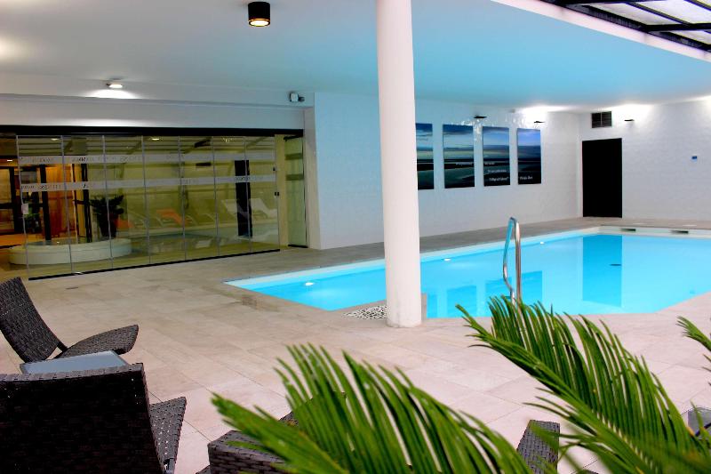Kyriad Prestige Residence Cabourg Dives sur Mer - Havuz