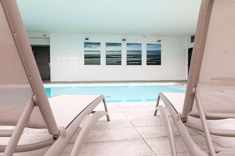 Kyriad Prestige Residence Cabourg Dives sur Mer - Havuz
