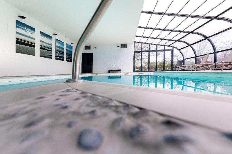 Kyriad Prestige Residence Cabourg Dives sur Mer - Havuz