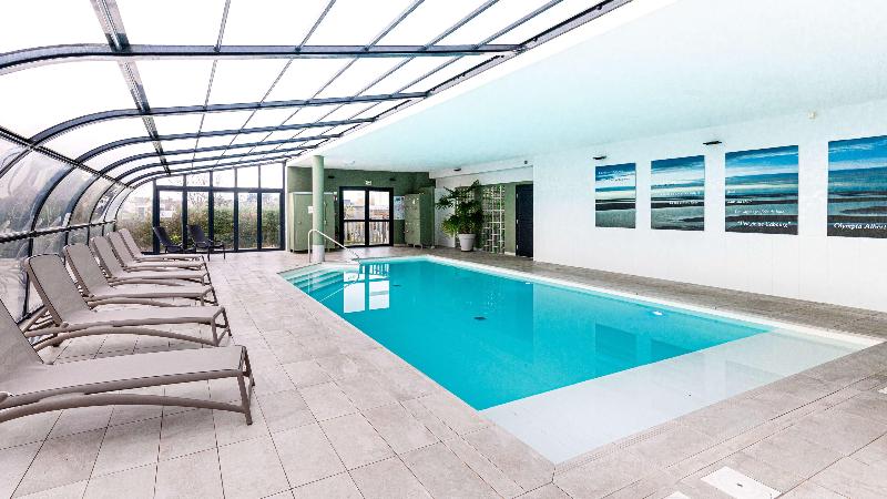 Kyriad Prestige Residence Cabourg Dives sur Mer - Havuz