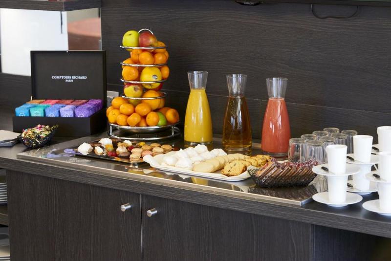 Kyriad Prestige Residence Cabourg Dives sur Mer - Restoran