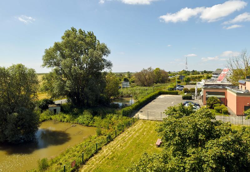 B&B HOTEL Saint-Witz Roissy - Genel