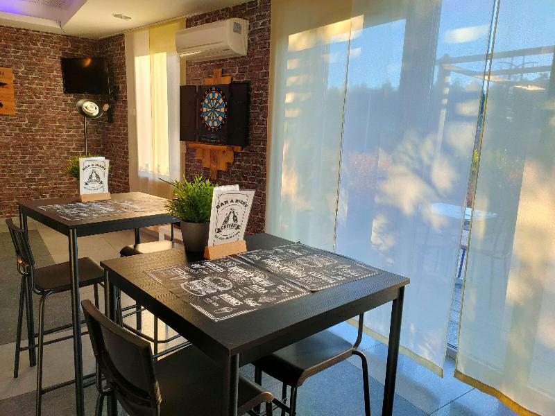 Kyriad Saint Chely D'Apcher Aire de la Lozere - Bar