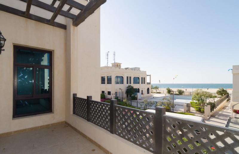 Roda Beach Resort - Teras