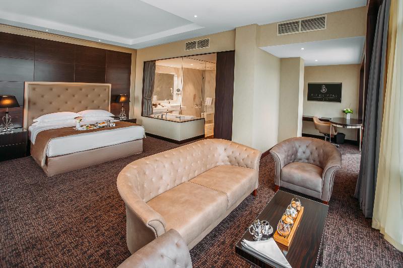 The Biltmore Hotel Tbilisi - Oda