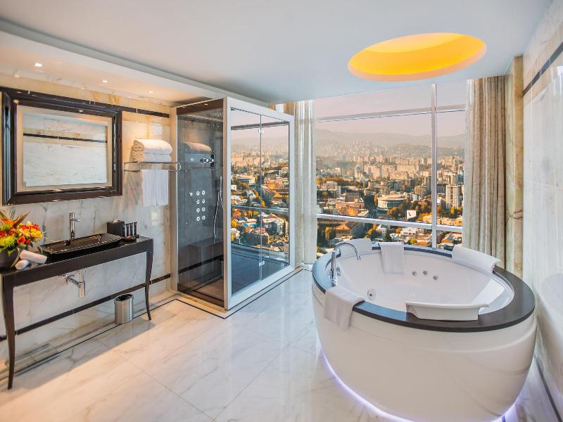 The Biltmore Hotel Tbilisi - Oda