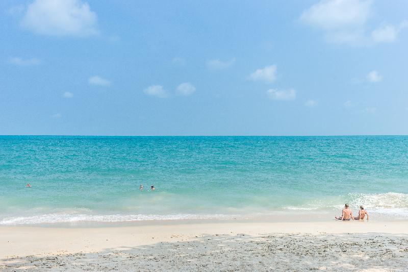 White Sand Samui Resort - Plaj