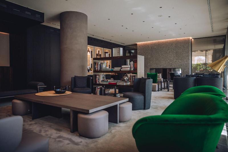 Hotel Viu Milan - Lobi