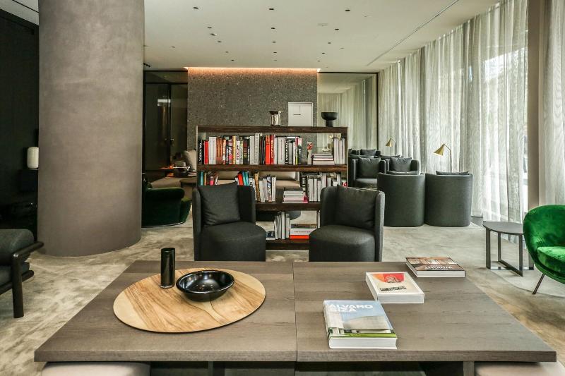 Hotel Viu Milan - Lobi