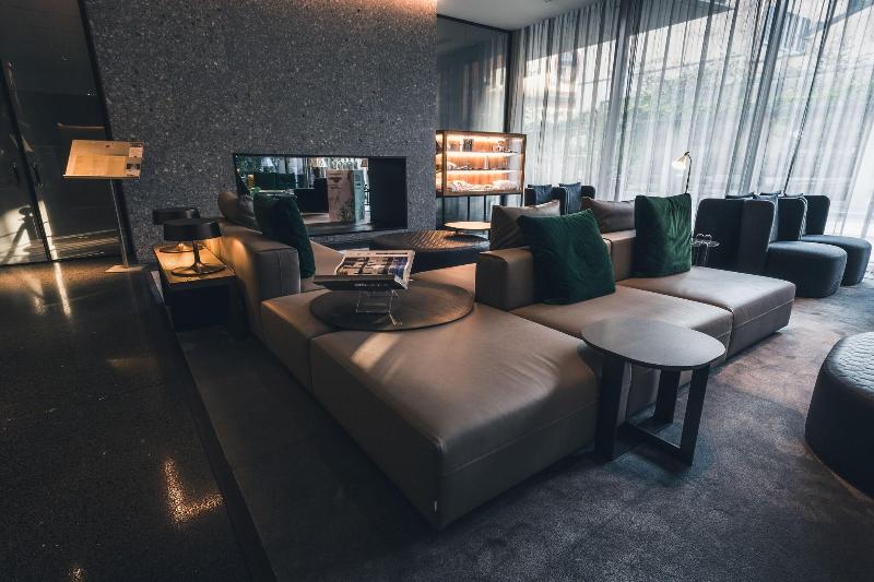 Hotel Viu Milan - Lobi