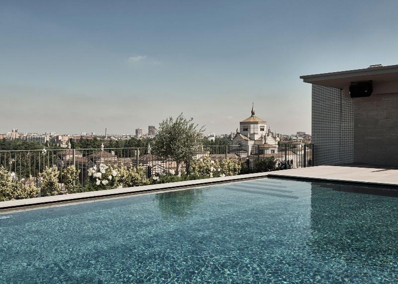 Hotel Viu Milan - Havuz