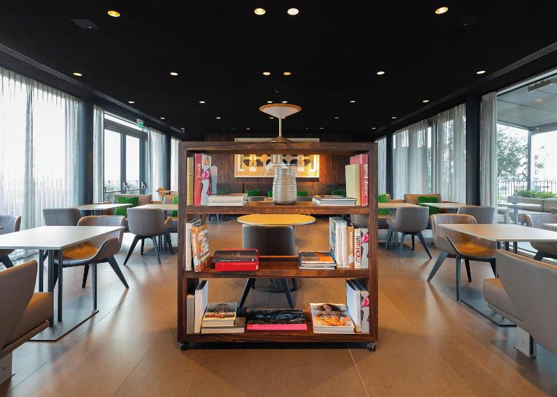 Hotel Viu Milan - Teras