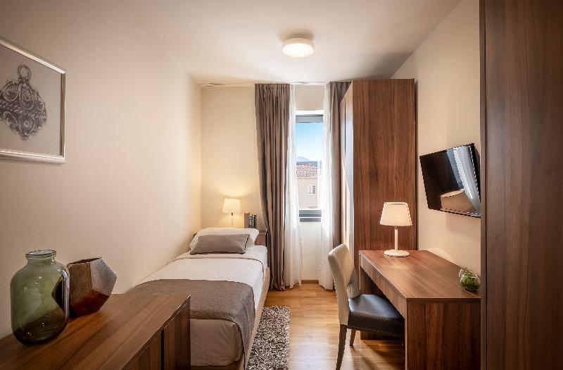 Maistra Select Srebreno Premium Apartments - Oda