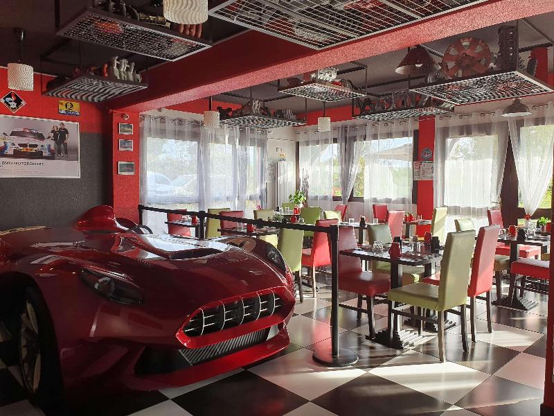 Kyriad Design Enzo Cannes Ecluse - Restoran