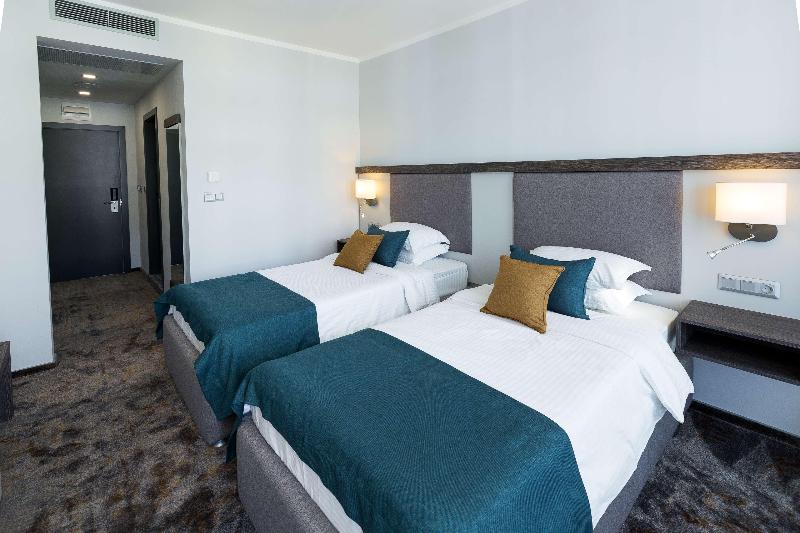 Best Western Plus Premium Inn - Oda