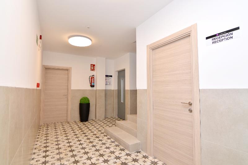Apartamentos Odysea - Lobi