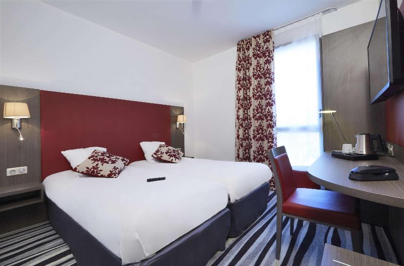 Kyriad Saint Quentin En Yvelines Montigny - Oda