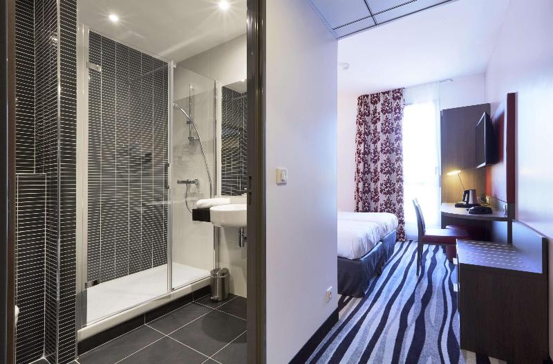 Kyriad Saint Quentin En Yvelines Montigny - Oda