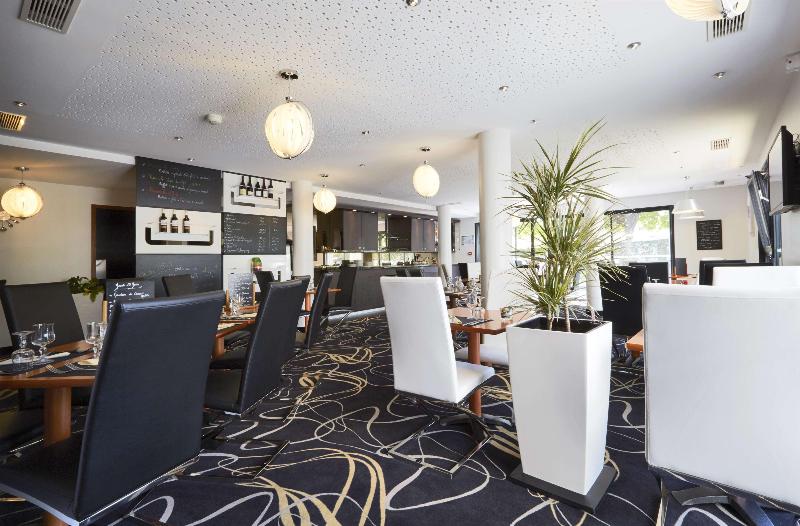 Kyriad Saint Quentin En Yvelines Montigny - Restoran