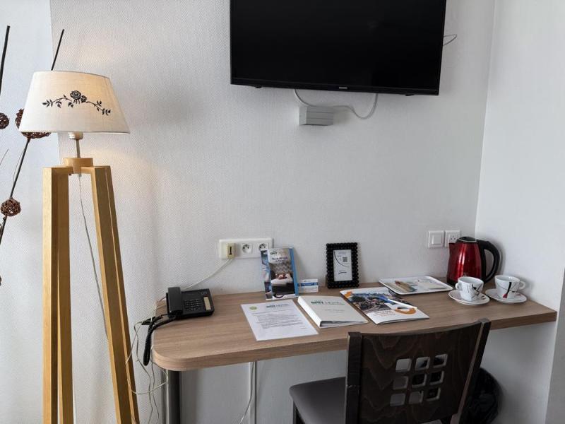 BRIT HOTEL BESANCON L HORLOGE - Oda