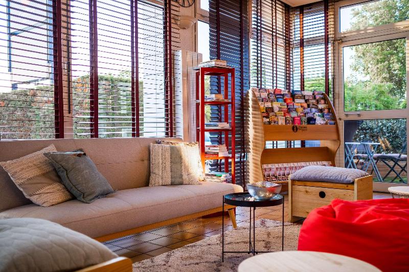 Comfort Hotel Montlucon - Lobi