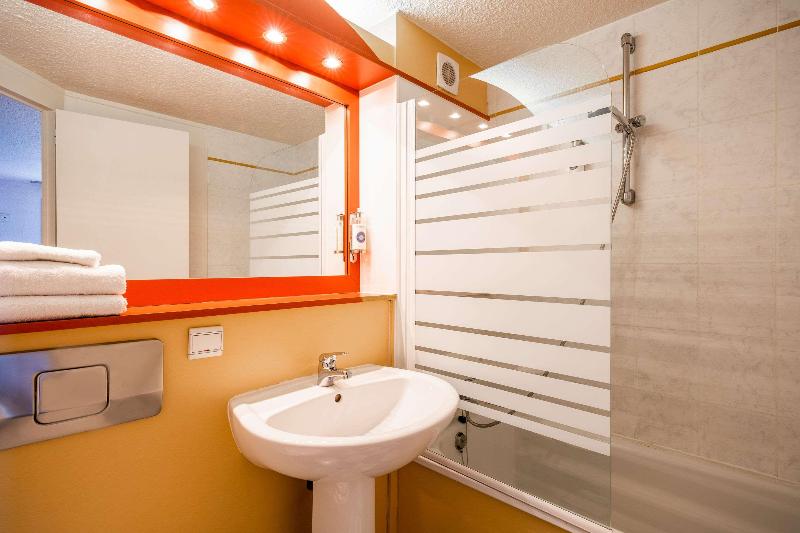Comfort Hotel Montlucon - Oda