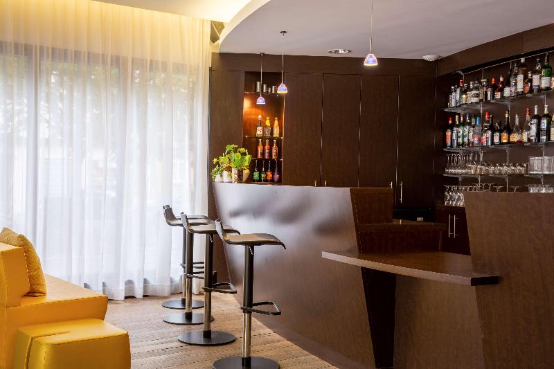 Best Western Plus Thionville Centre - Bar
