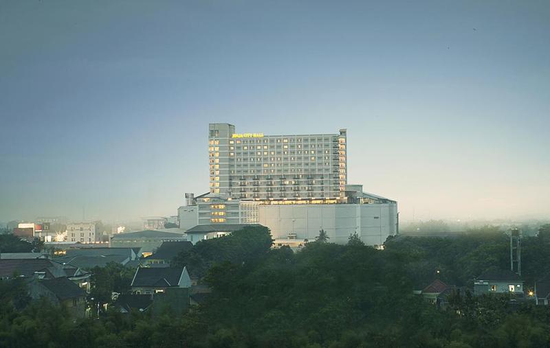 The Rich Jogja Hotel - Genel