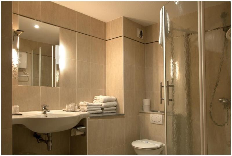 The Originals City Hotel Hippocampe Sete Balaruc - Genel