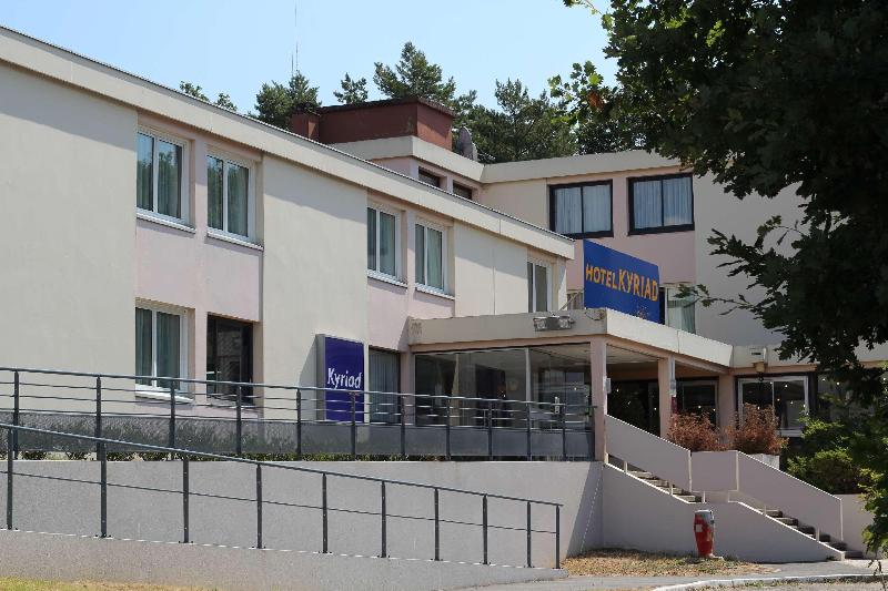 Kyriad Nemours - Genel