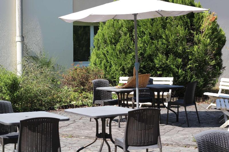 Kyriad Nemours - Genel
