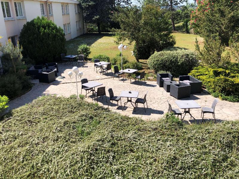 Kyriad Nemours - Genel