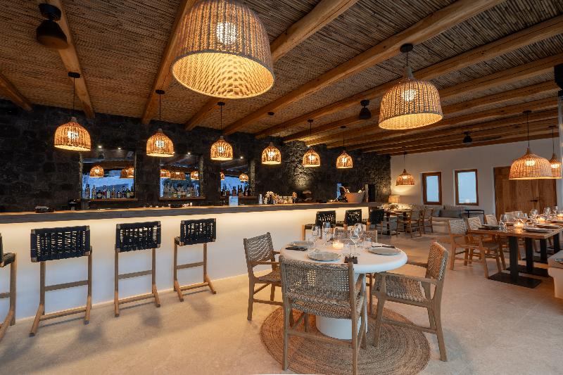 Amaria Beach Resort - Bar