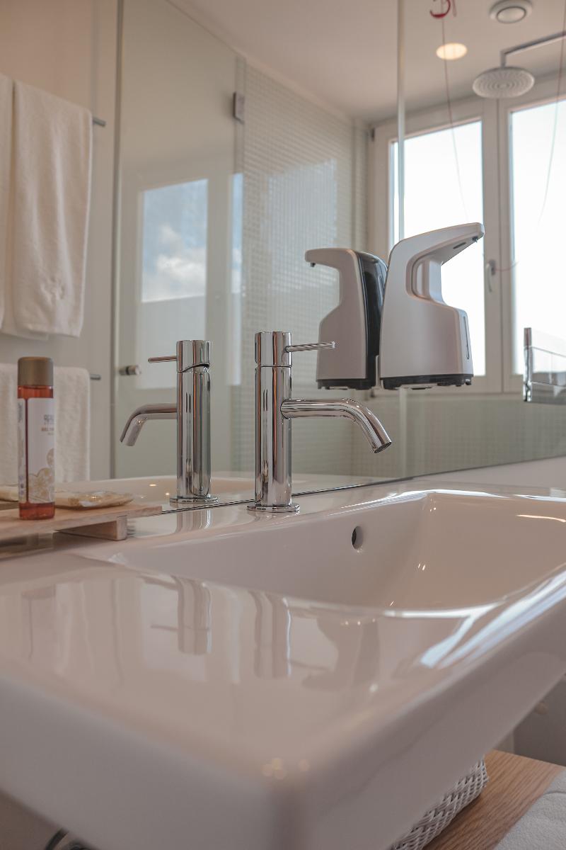 Burgus Tribute & Design Hotel - Genel