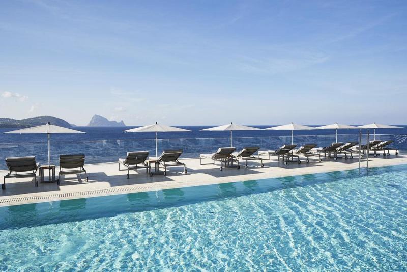 7Pines Resort Ibiza, part of Destination by Hyatt - Plaj