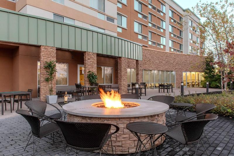 Courtyard Yonkers Westchester County - Genel