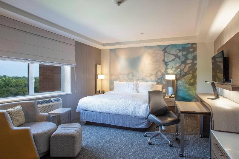 Courtyard New York Queens/Fresh Meadows - Oda