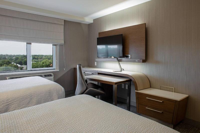 Courtyard New York Queens/Fresh Meadows - Oda