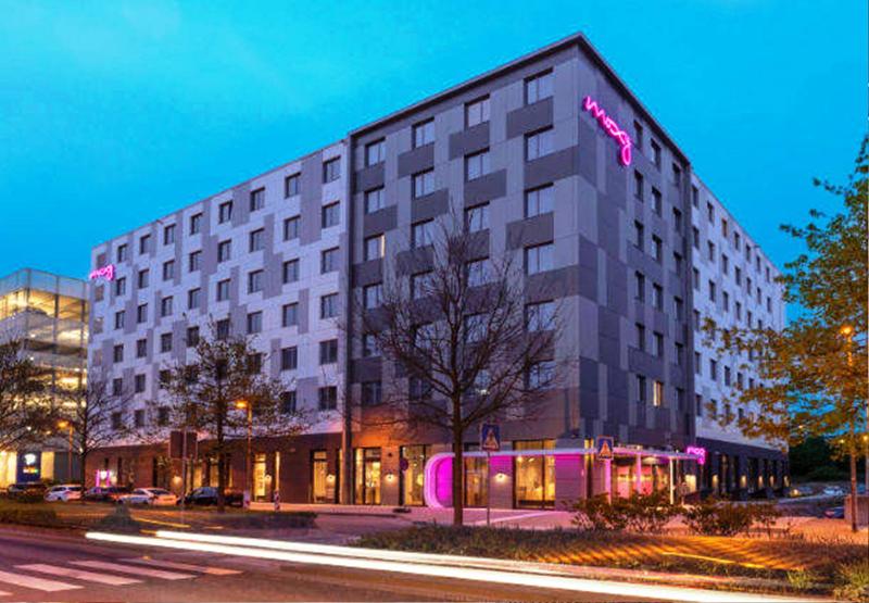 Moxy Frankfurt Airport - Genel