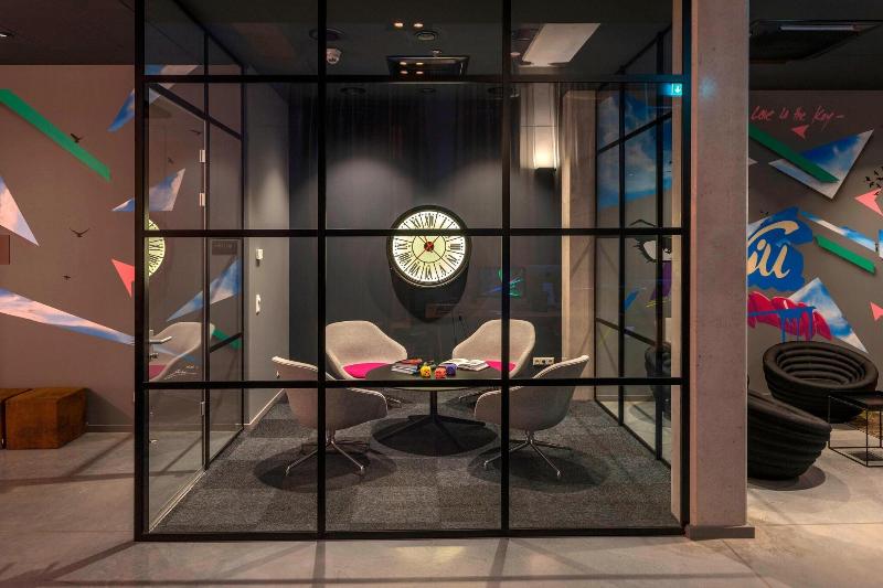 Moxy Frankfurt Airport - Oda