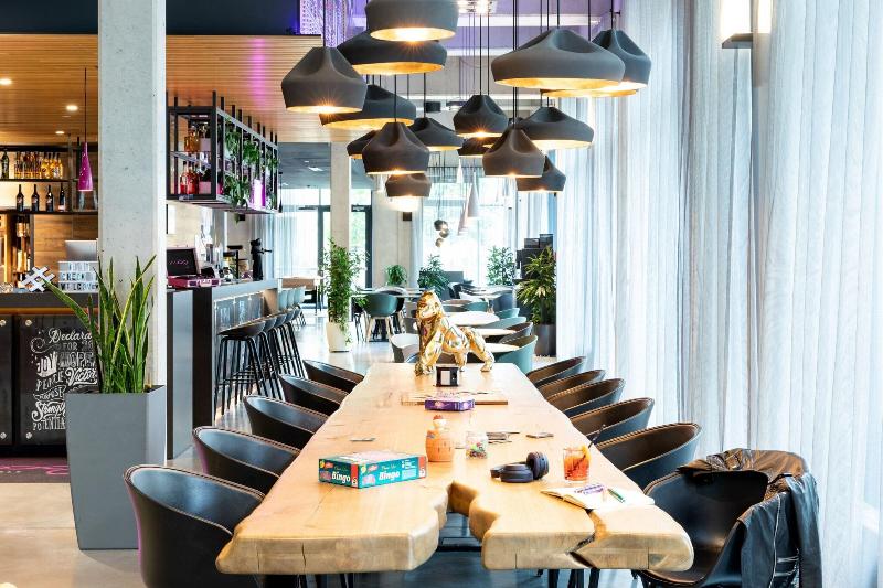 Moxy Frankfurt Airport - Restoran
