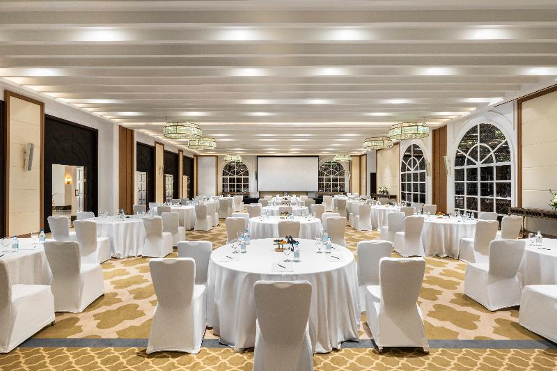 Al Habtoor Polo Resort - Toplantı