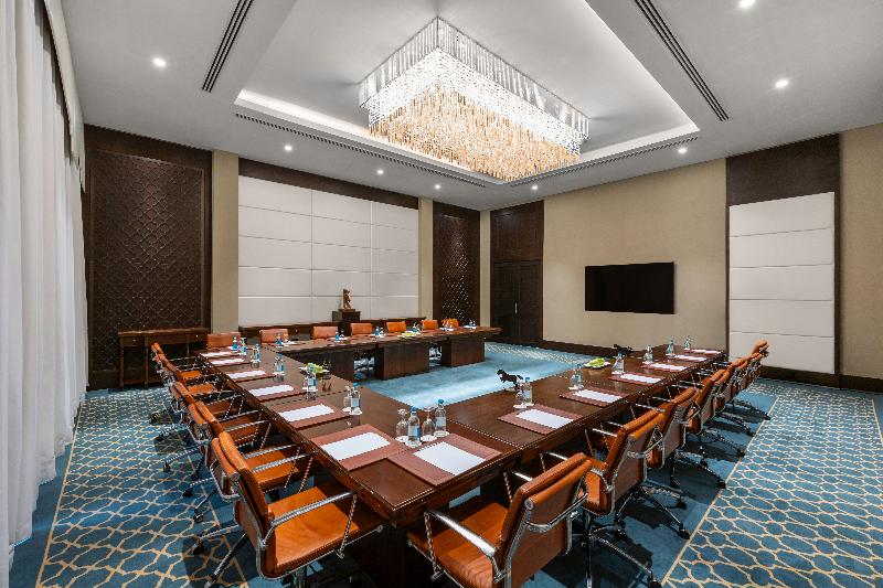 Al Habtoor Polo Resort - Toplantı