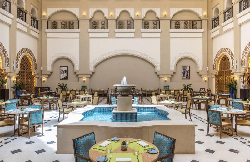 Al Habtoor Polo Resort - Restoran