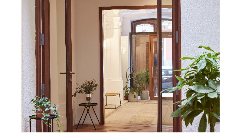 60 Balconies Recoletos Urban Stay - Lobi