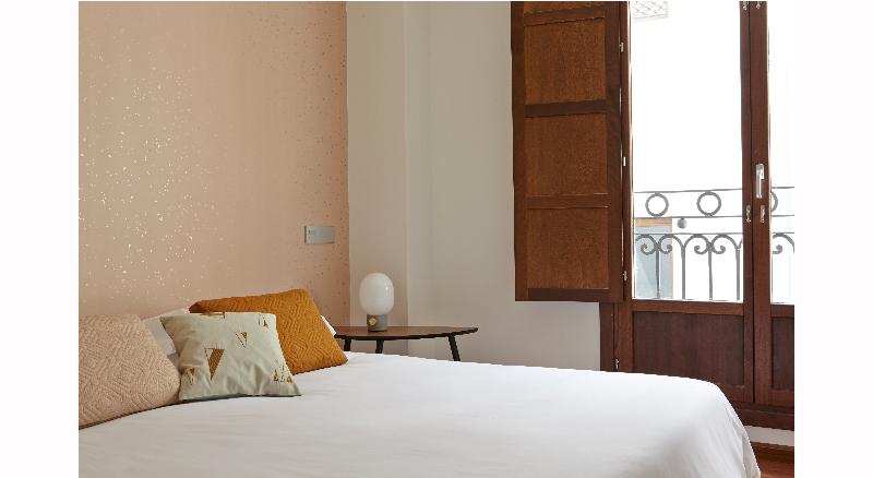 60 Balconies Recoletos Urban Stay - Oda