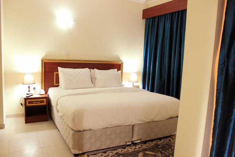 Montreal Naif Hotel - Oda