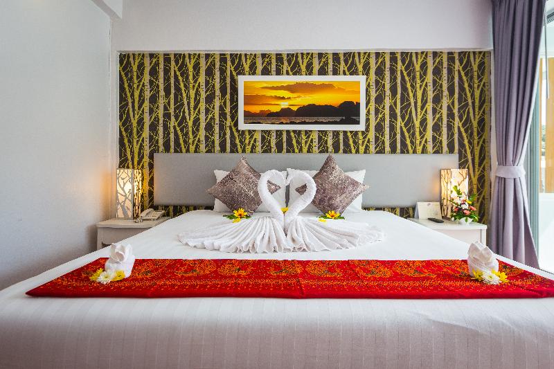 ON Hotel Phuket - Oda